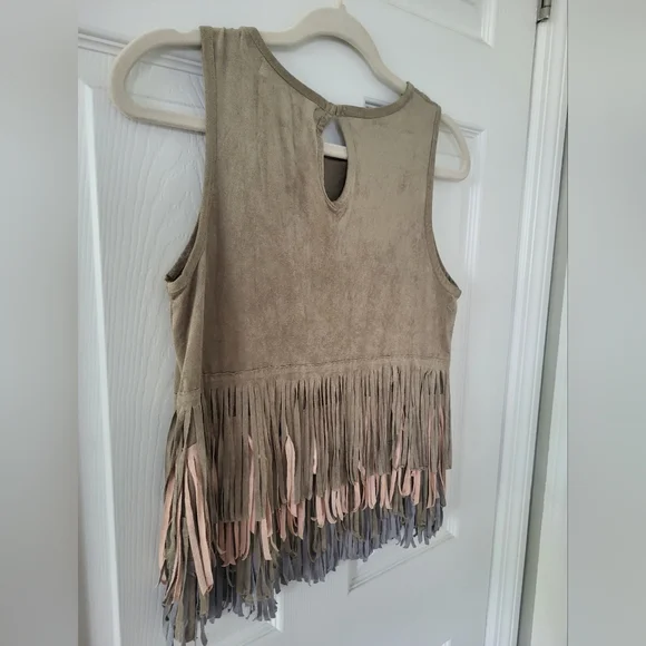 Vegan Suede Fringe Blouse - Picture 4 of 6